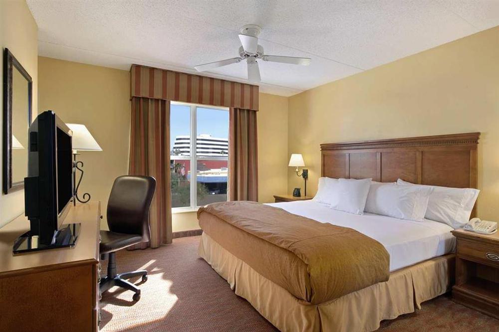 Homewood Suites Phoenix-Metro Center Room photo